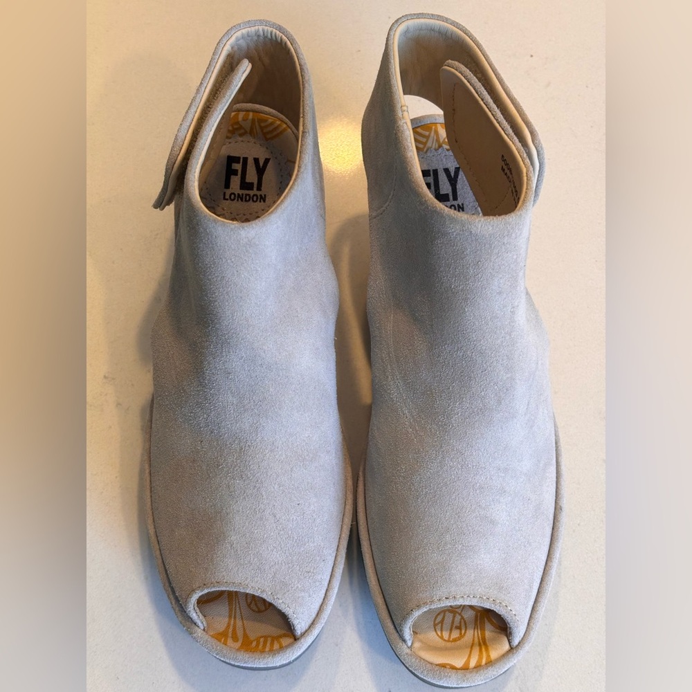 Fly London Yone Gray Wedge Suede Peep Toe Sandals Women’s EU 37 - Picture 2 of 12